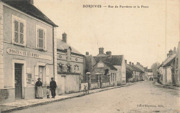 45 - LOIRET - DORDIVES - Rue De Ferrières Et La Poste - Facteur - Superbe - 10416 - Dordives