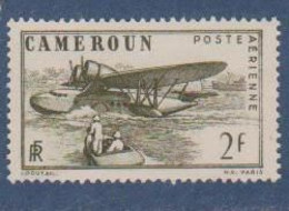 CAMEROUN          N°  YVERT  PA 4   NEUF AVEC CHARNIERES   ( CHARN 04/53  ) - Luchtpost