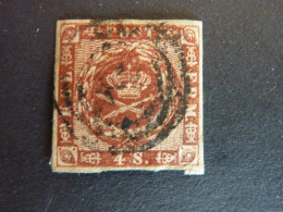 DANEMARK, Année 1858-63, YT N° 8 Fond Ondulé, Oblitéré  (cote 17 EUR) - Usati