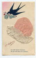 Fantaisie.Bonnet St Catherine Soie Rose Et Dentelle Blanche,Hirondelle Porte-bonheur - Sainte-Catherine