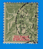 TIMBRE - COLONIES FRANCAISES - SULTANAT D'ANJOUAN - 1 F. N° 13 OLIVE OBLITERE - Gebraucht