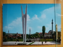 KOV 152-5 - PRISTINA, Monument - Yougoslavie