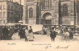 BELGIQUE - Bruxelles - Parvis De L'église De Saint Gilles - Animé - Carte Postale Ancienne - Plazas