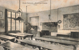 FRANCE - Sens Sur Yonne - Une Salle De Classe De L'école Thénard - Carte Postale Ancienne - Sens