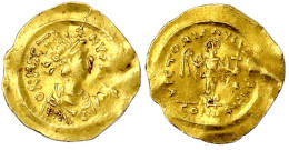 Tremissis 527/565, Constantinopel. Herrscherbüste Mit Diadem N.r./Victoria Mit Kranz Und Kreuzglobus. 1,41 G. Sehr Schön - Byzantinische Münzen