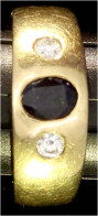 Damenring Gelbgold 585/1000 Mit Saphir Im Ovalschliff Und 2 Brillanten Zu Je Ca. 0,1 Ct. Ringgröße 17. 8,24 G. Etwas Kur - Other & Unclassified