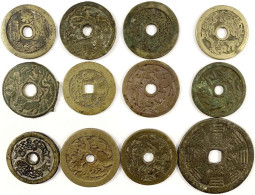 12 Div. Bronzeguss-Rundamulette Der Qing-Zeit, Meist 19. Jh. 43 Bis 64 Mm. Meist Sehr Schön. Grundmann 387, 393, 410, 59 - Chine