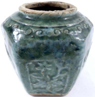 Ingwer-Gefäß, 19. Jh., Grün Glasierte Irdenware, Sogen. 石灣窯 ("Shiwan Ware") Aus Dem Shiwanzhen Distrikt Der Stadt Foshan - Chine