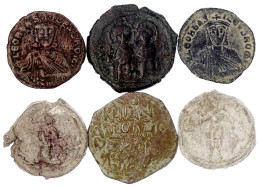 6 Stück: 3 Bronzemünzen (2 X Leo VI., 1 X Justinus II. Mit Sofia), 2 Bleisiegel Des 11. Jh. (u.a. Mit Der Darstellung De - Byzantium