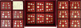 17 Kursmünzensätze: Komplett Kollektion Von 1963 Bis 1978 Papst Paul II, Inkl. Beider Varianten Von 1975, In Dekorativer - Vatican