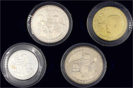 Münz-Satz "First Men On The Moon" 1994, Mit 4 Münzen Zu 5, 10, 20 Und 50 Dollars (1 Unze Silber). In Originalschatulle M - Islas Marshall