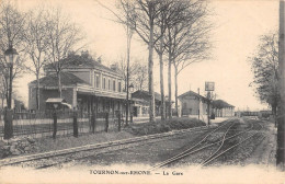 CPA 07 TOURNON SUR RHONE / LA GARE - Other & Unclassified