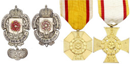 Lippe, 4 Ehrenzeichen/Abzeichen: Kriegsverdienstkreuz Und Kriegsverdienstmedaille 1914, Jeweils Am Band, Abz. Lippischer - Sonstige & Ohne Zuordnung