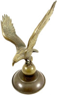 Bronze-Adler Auf Kugel Und Bronzefuß. Höhe 26,5 Cm - Otros & Sin Clasificación