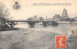 CPA 17 SAINTES / LA PASSERELLE SUR LA CHARENTE - Saintes