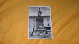 CARTE POSTALE ANCIENNE CIRCULEE DE 1953../ CHATEAUNEUF DE RANDON. LOZERE.- STATUE DE DUGUESCLIN..CACHET + TIMBRE - Chateauneuf De Randon