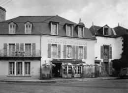 Carnac * Hôtel Des Voyageurs CARTRON Propriétaire Tel.18 * Restaurant Bar - Carnac