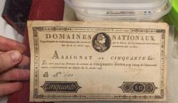 FRANCE Billet ASSIGNAT De 50 LIVRES Du 31 AOUT 1792 - Signature DOUDEY - Avec Portrait De LOUIS XVI - Assignats & Mandats Territoriaux