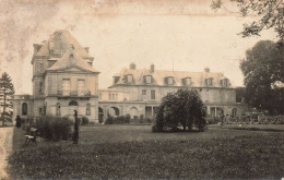 91 - VERRIERES LE BUISSON - ESSONNE - RARE CARTE PHOTO  - LE CHATEAU - VOIR SCANS - Saint Michel Sur Orge