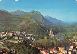 FRANCE - Lourdes - Le Château-fort - Les Sanctuaires Et Le Gave - Colorisé - Carte Postale - Lourdes