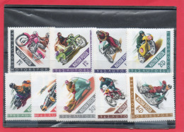 Série De 9 Valeurs De La Hongrie Thème  Sports Motocycliste . - Collections (sans Albums)
