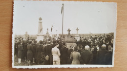 Carte Photo , Monument Aux Morts à Situer - To Identify