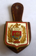 INSIGNE CISS  CENTRE D' INSTRUCTION DU SERVICE DE SANTE DES AUXILIAIRES , Relief - DRAGO PARIS G 2336 - Servicios Medicos