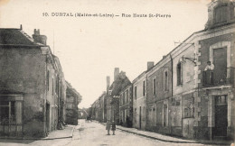 Durtal * La Rue Haute St Pierre * Villageois - Durtal