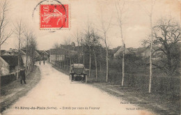 St Rémy Du Plain * Entrée Par Route De Fresnay * Automobile Voiture Ancienne - Autres & Non Classés
