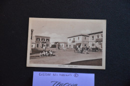 CARTOLINA AFRICA COLONIALI COLONIE ERITREA ASMARA PIAZZA ITALIA ANIMATA VG 1935 - Eritrea