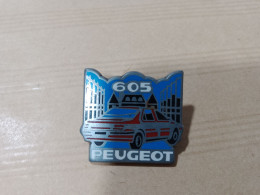 T1 // PIN'S / PEUGEOT 605 - Peugeot