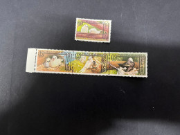 9-11-2023 (stamps) Nauru - Strip Of 3 Mint Stamps + 1 (birds) - Nauru