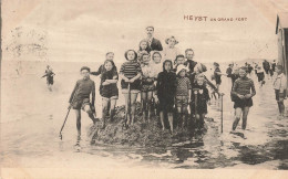 BELGIQUE - Heyst Sur Mer - Un Grand Fort - Enfants Dans La Mer - Carte Postale Ancienne - Heist