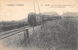 CPA 63 RIOM / LE CHEMIN DE FER CONTOURNANT LA VILLE / MONTE VERS CHATILLON - Riom