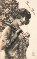 FANTAISIE - Femme - Bonne Année -  Ombrelle - Béret - Robe à Fleurs - Carte Postale Ancienne - Frauen