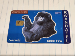 RWANDA-(RWA-06)-GORILLA-(8)-(5000FRW)-(0050-019291)(tirage-20.000)-used Card+1card Prepiad Free - Rwanda