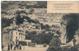 38  // LA BALME LES GROSSES   Entrée Des Grottes De La Balme Et Modern Hotel Des Grottes 63 / Bonhomme Propriétaire** - La Balme-les-Grottes