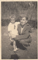 1945 Partizan In Uniform W Child - Yougoslavie