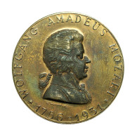 Austria Medal 1931 Wolfgang Amadeus Mozart & Hohensalzburg Fortress 35mm 02717 - Professionnels / De Société