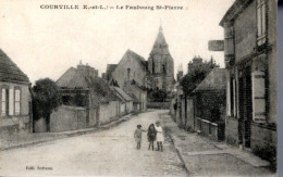 CPA - 28 - Courville - Le Faubourg St-Pierre - Petite Animation (enfants) - Courville