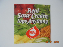 Real Sour Cream Tops Anything - Milk Advisory Board (Modesto, California) - Noord-Amerikaans