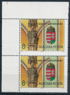 ** 1990 A Magyar Köztársaság Címere ívsarki Pár Elcsúszott Bélyegképpel / Mi 4099 Pair With Shifted Perforation - Otros & Sin Clasificación