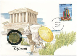 Vietnám 1974. 10D Felbélyegzett Borítékban, Bélyegzéssel, Német Nyelvű Leírással T:UNC Vietnam 1974. 10 Dong In Envelope - Non Classés