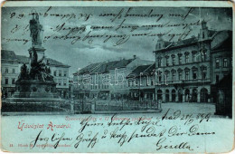 * T4 1899 (Vorläufer) Arad, Szabadság Tér, 13 Vértanú Szobor, Rosenberg és Derestye Gyula üzlete, Fiume Kávéház. H. Bloc - Zonder Classificatie