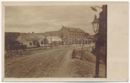 * T2 Bozovics, Bozovici; Herculesfürdői út, Sparger Ignác üzlete / Street, Shop. Photo - Ohne Zuordnung