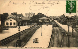 T2 Chalons-en-Champagne, Chalons-sur-Marne; La Gare / Railway Station, Train - Sin Clasificación