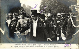 T2/T3 1905 Paris, Alphonse XIII, Courses D'Auteuil M. Lépine Protege La Sortie Du Roi A La Descente De La Tribune Offici - Non Classificati