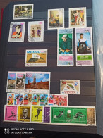 Lot De 100 Timbres ,du Yemen ,oblitéré ,bon Etat - Lots & Kiloware (mixtures) - Max. 999 Stamps