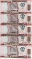 MOZAMBIQUE 50000 METICAIS 1993 UNC P 138 ( 5 Billets ) - Mozambique