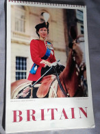 Série De 12 Posters "Miniature Posters Come To Britain" Elizabeth II, Yeomen, Whitehall, Sheffield, Wales, Lincoln, Etc. - Afiches